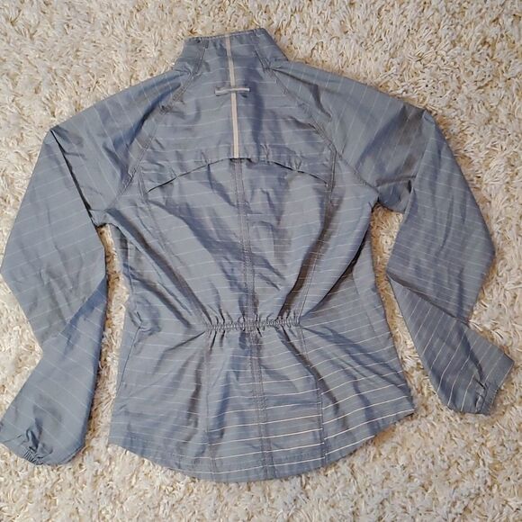 ATHLETA Jammin' Run Jacket - Picture 5 of 6